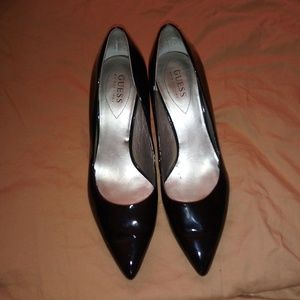 Guess heels sz 9